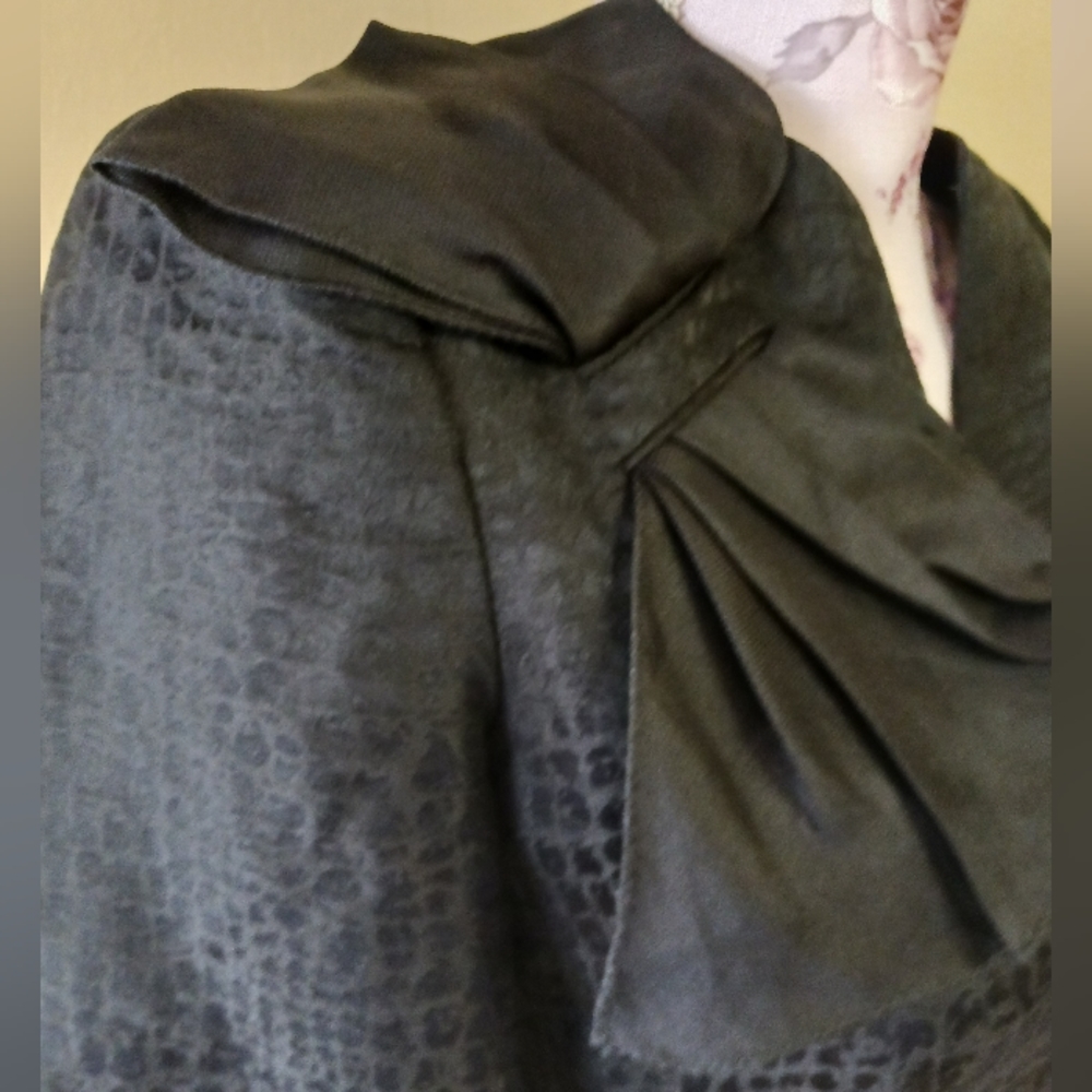 Vtg Armani 2 pc set collezioni black textured shoulder bow skirt suit blazer - Picture 7 of 16